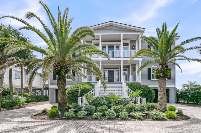 $6,500,000 | 210 Ocean Boulevard, Isle of Palms, SC 29451