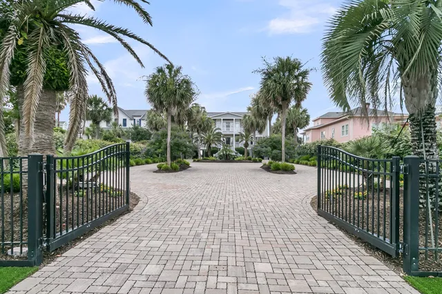 $6,500,000 | 210 Ocean Boulevard, Isle of Palms, SC 29451