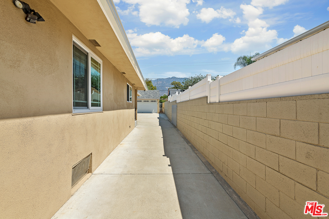 1955 Brigden Road Pasadena, CA 91104 - Photo 51 of 53 Gallery Image 51