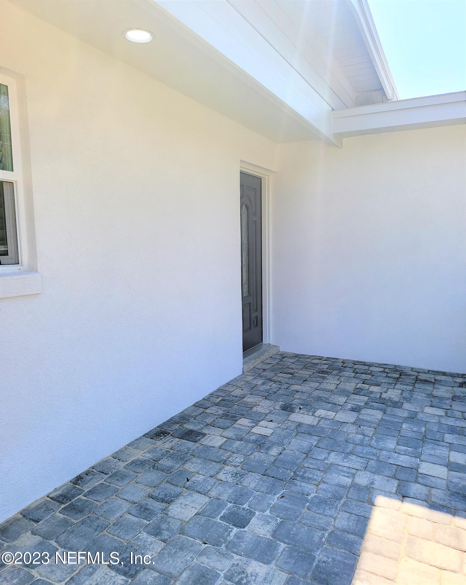 2627 Adele Road Jacksonville, FL 32216 - Photo 3 of 27