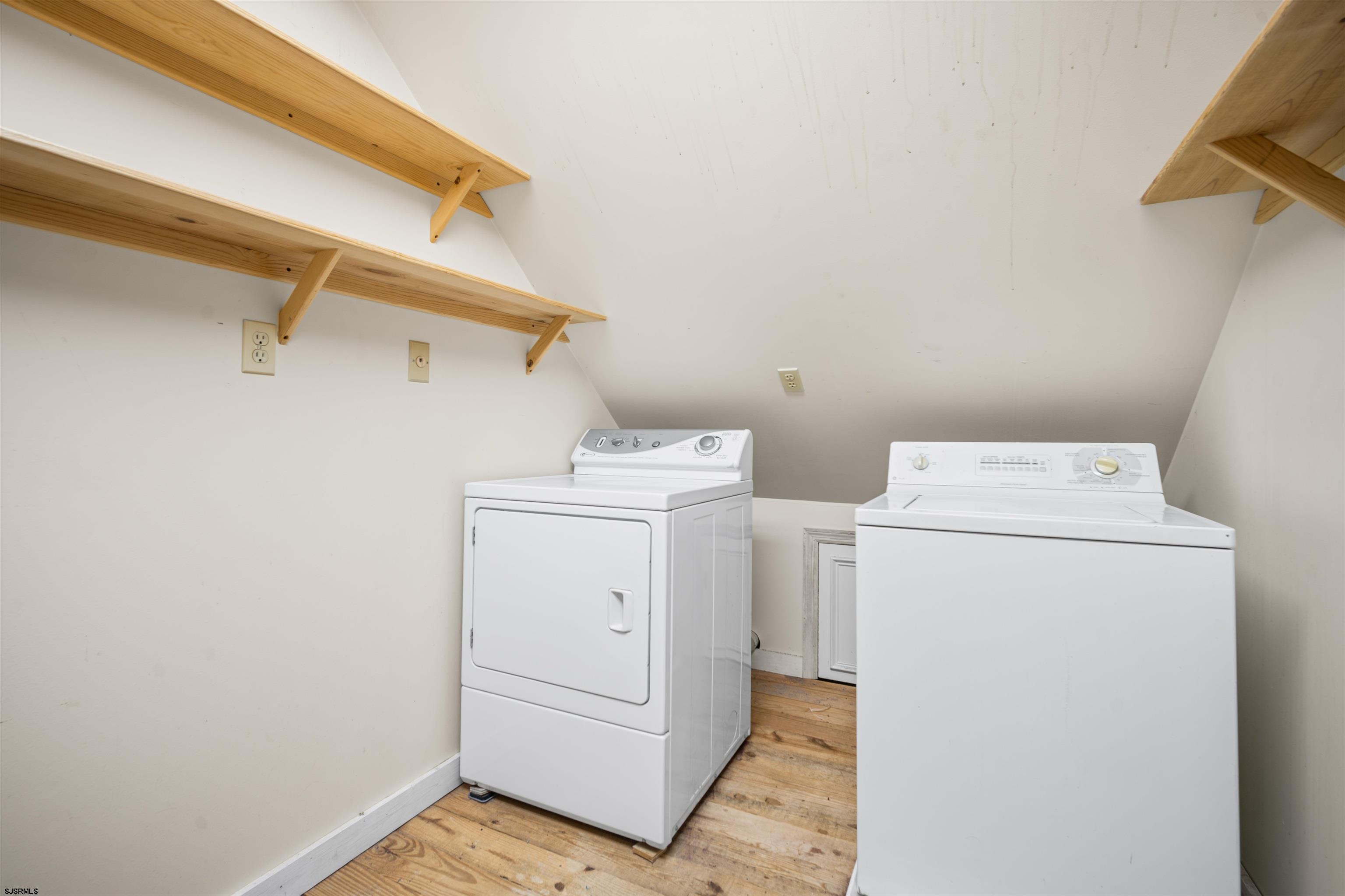 216 Riverside Drive Port Republic, NJ 08241 - Photo 25 of 47 a utility room with dryer and washer