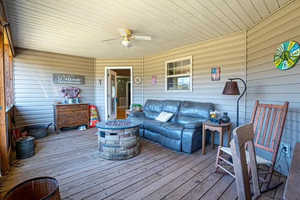 $409,900 | 2505 Dry Valley Road Northeast, Charleston, TN 37310