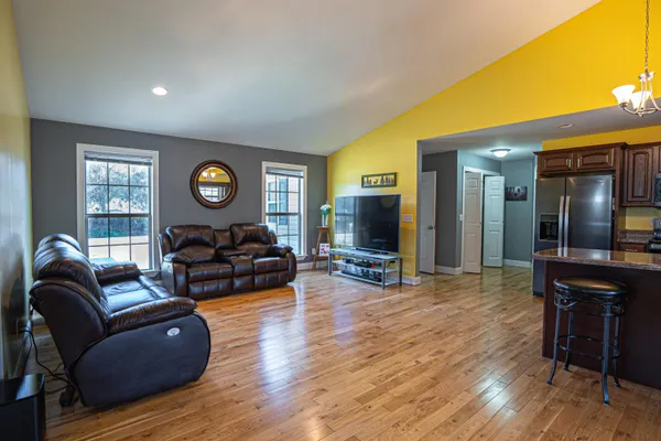 $409,900 | 2505 Dry Valley Road Northeast, Charleston, TN 37310