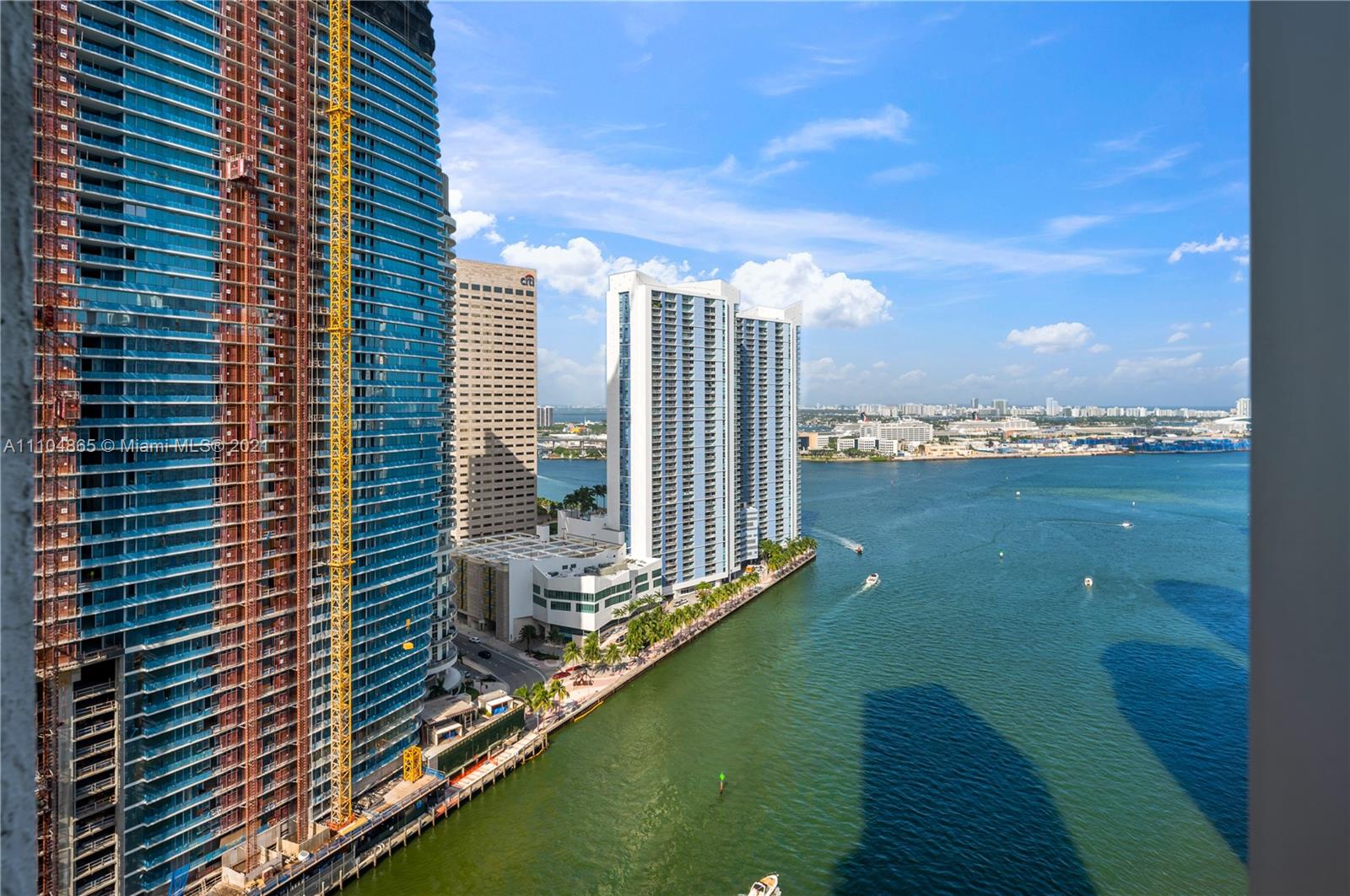 465 Brickell Avenue, Unit 2702 Miami, FL 33131 - Photo 1 of 37 a view of balcony with city view