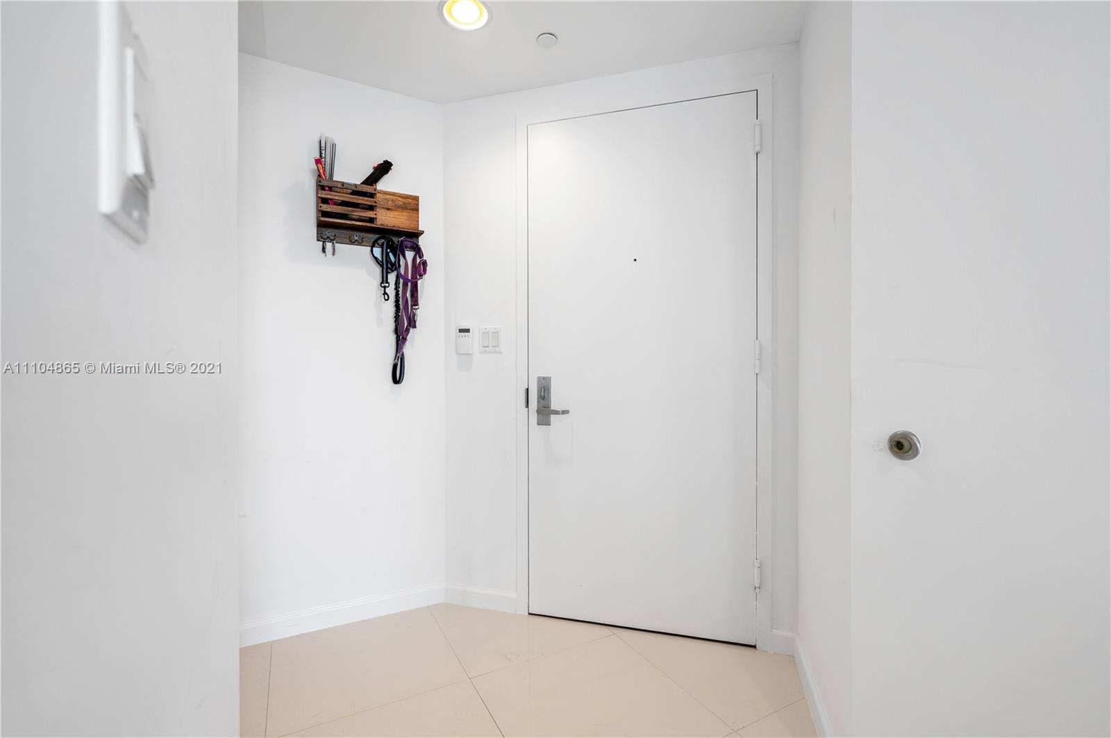 465 Brickell Avenue, Unit 2702 Miami, FL 33131 - Photo 24 of 37 a view of bathroom