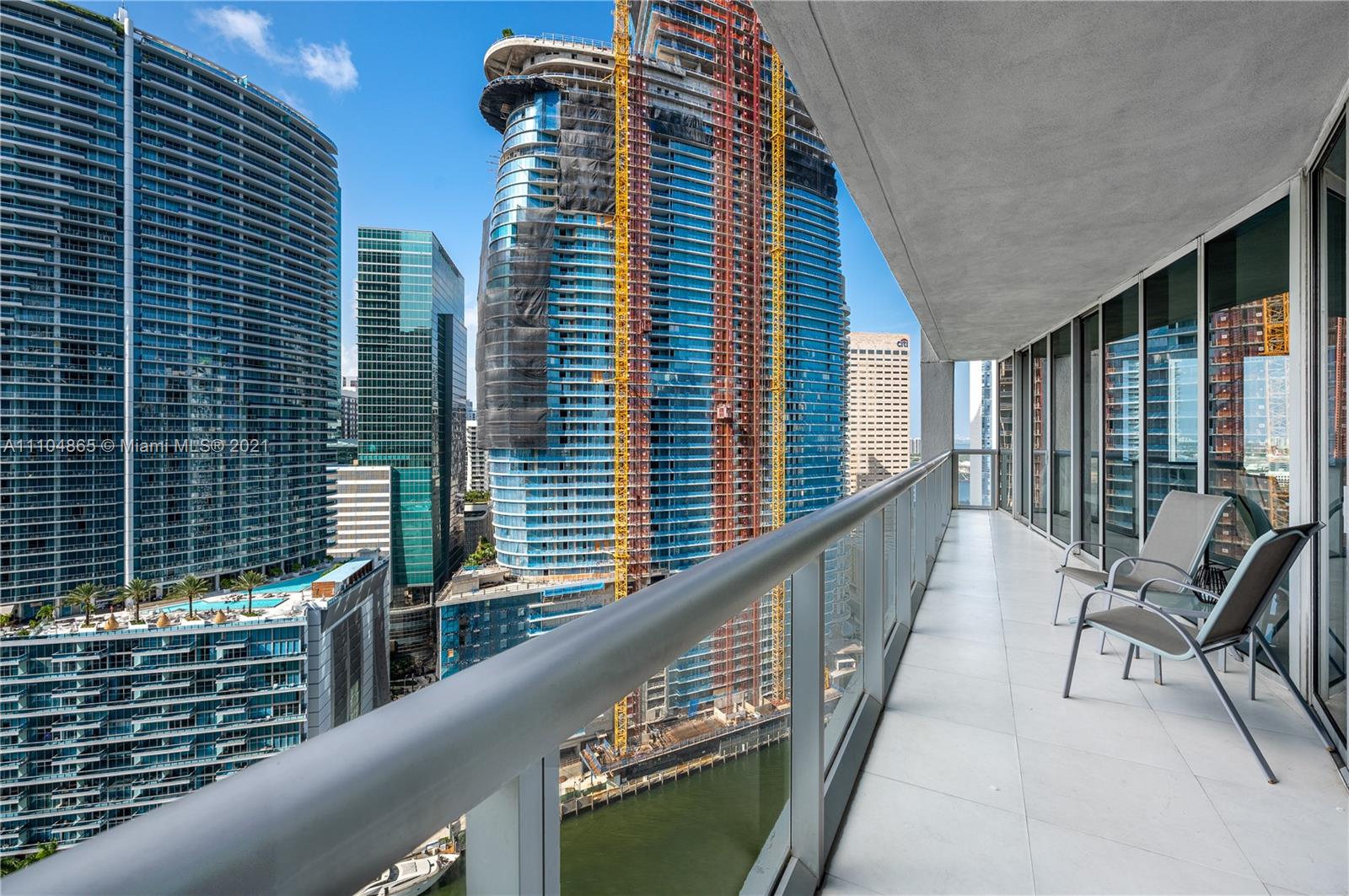 465 Brickell Avenue, Unit 2702 Miami, FL 33131 - Photo 34 of 37 a view of balcony with furniture