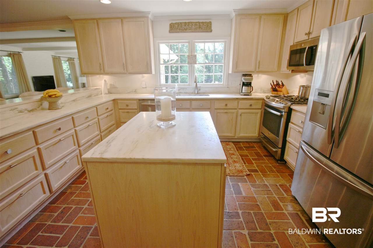 61 Jordan Lane Mobile, AL 36608 - Photo 15 of 35
