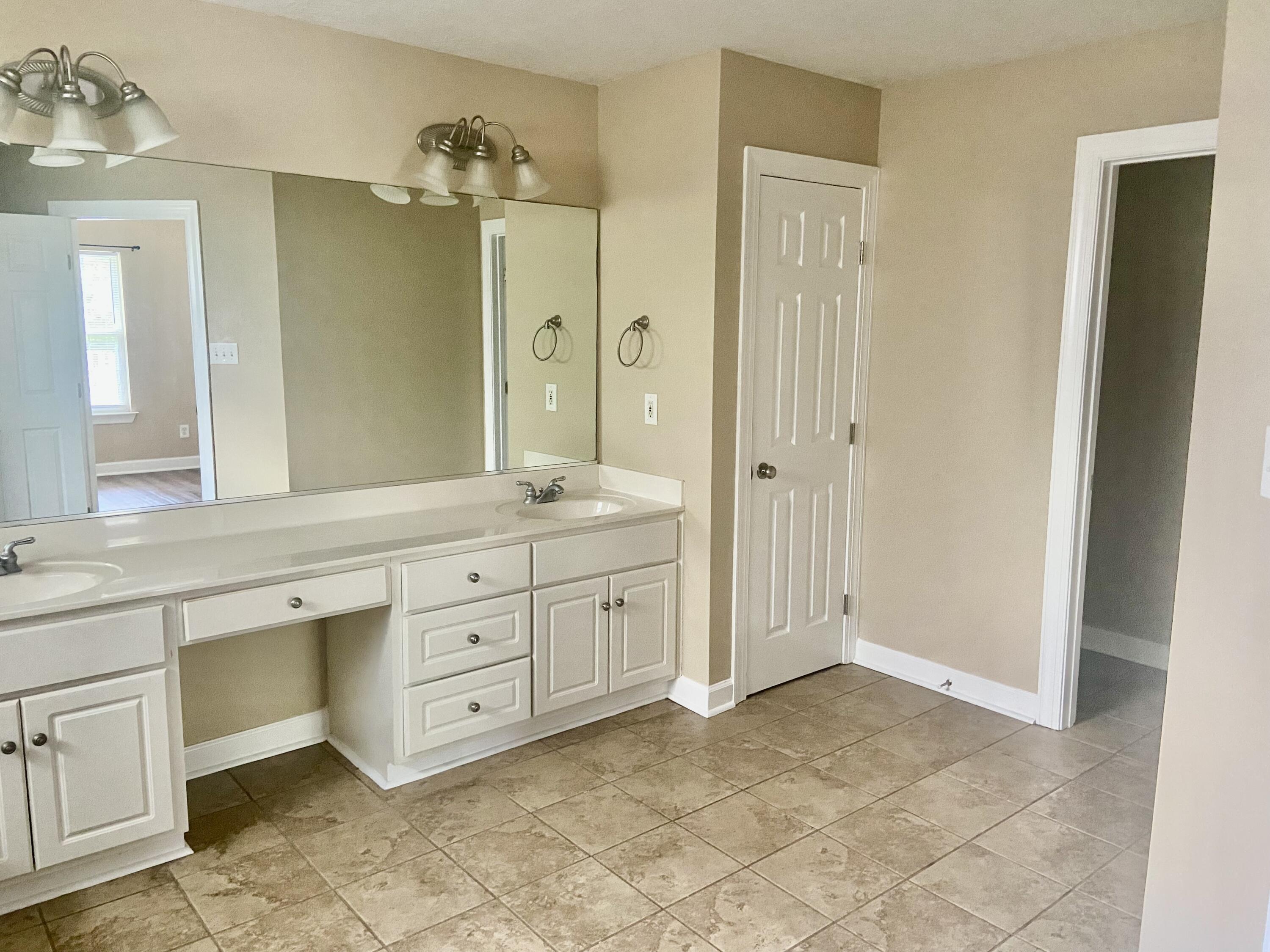 310 Barnsley Drive Evans, GA 30809 - Photo 24 of 53 master bath