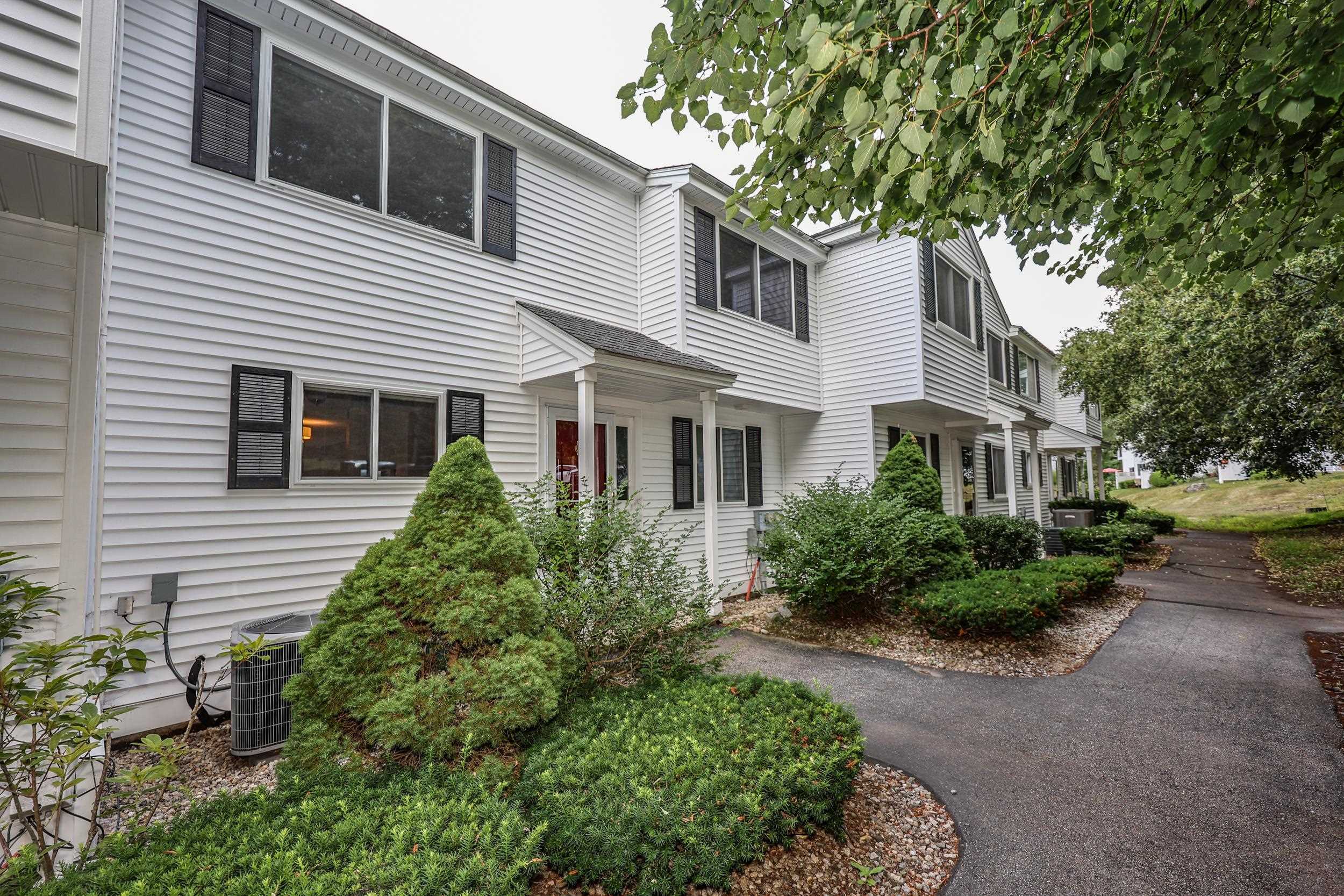 135 Amherst Street, Unit #29 Amherst, NH 03031 - Photo 2 of 60 Gallery Image 2