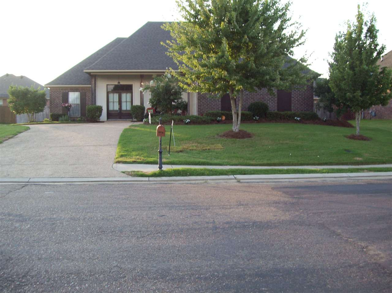 1916 East Ridge Circle Madison, MS 39110 - Photo 1 of 27 Photo 1