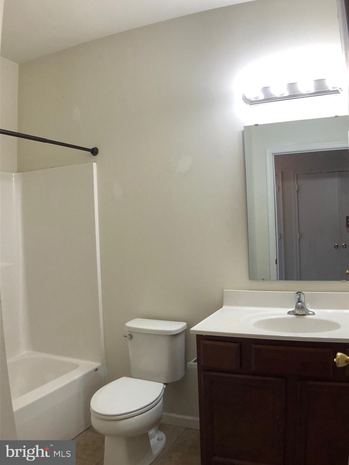 316 Bridge Street, Unit D Phoenixville, PA 19460 - Photo 6 of 8