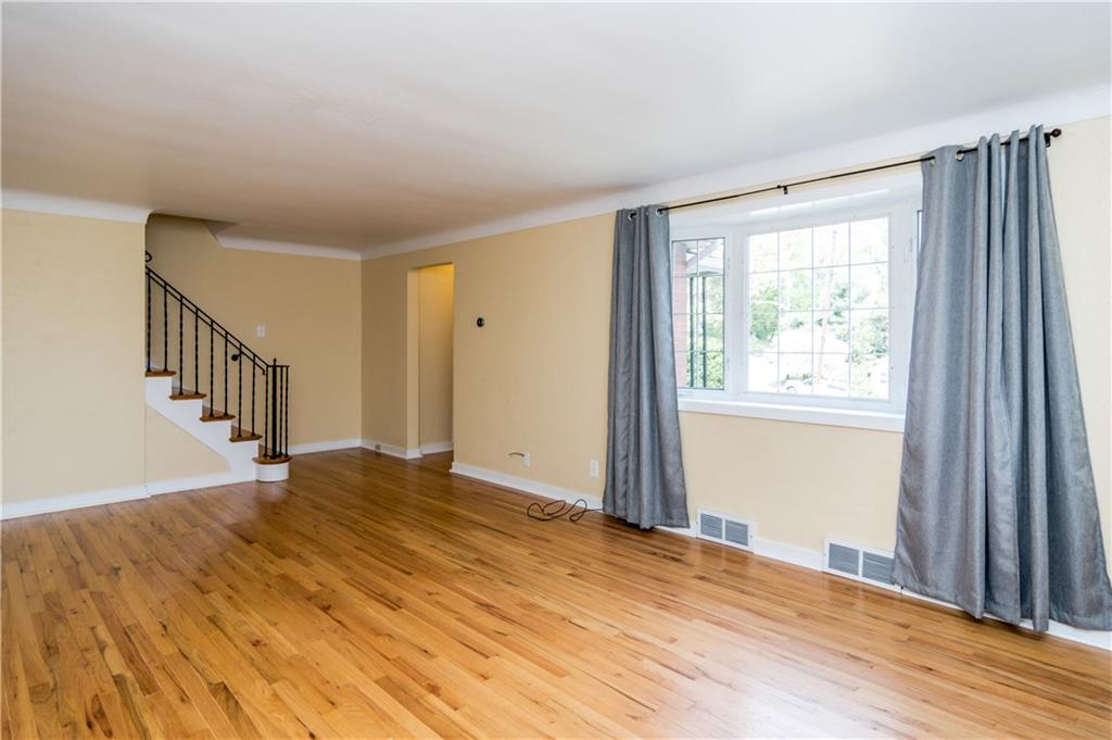 116 Braddock Road Pittsburgh, PA 15221 - Photo 2 of 25 Gallery Image 2