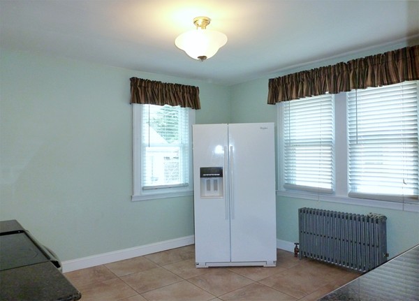 38 Lyndale Street Springfield, MA 01108 - Photo 8 of 25 an empty room with windows and closet
