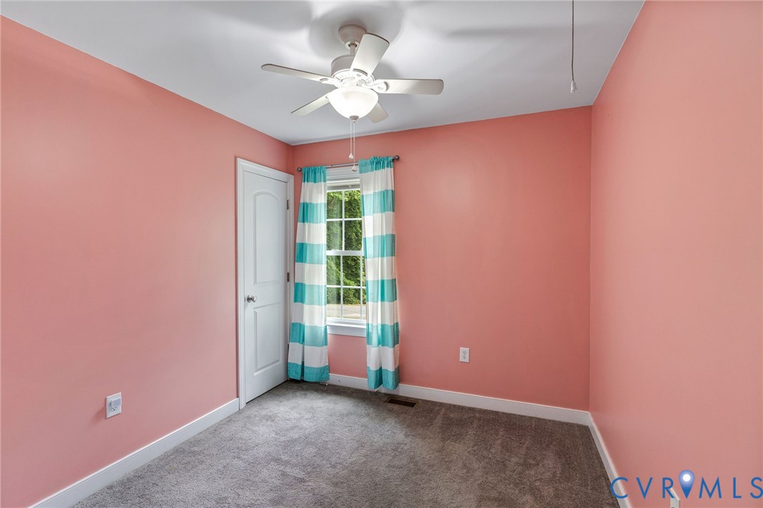6338 Oak Drive Quinton, VA 23141 - Photo 19 of 25
