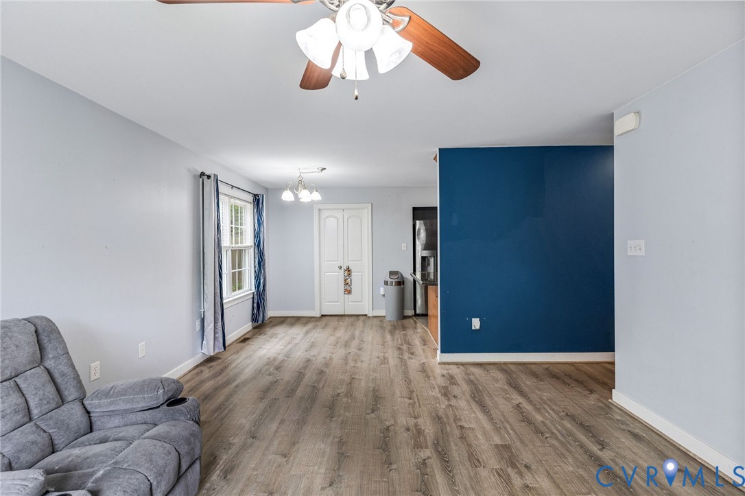6338 Oak Drive Quinton, VA 23141 - Photo 3 of 25