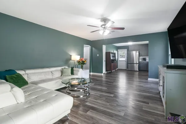 $220,000 | 26197 Bobby Gill Road, Denham Springs, LA 70726