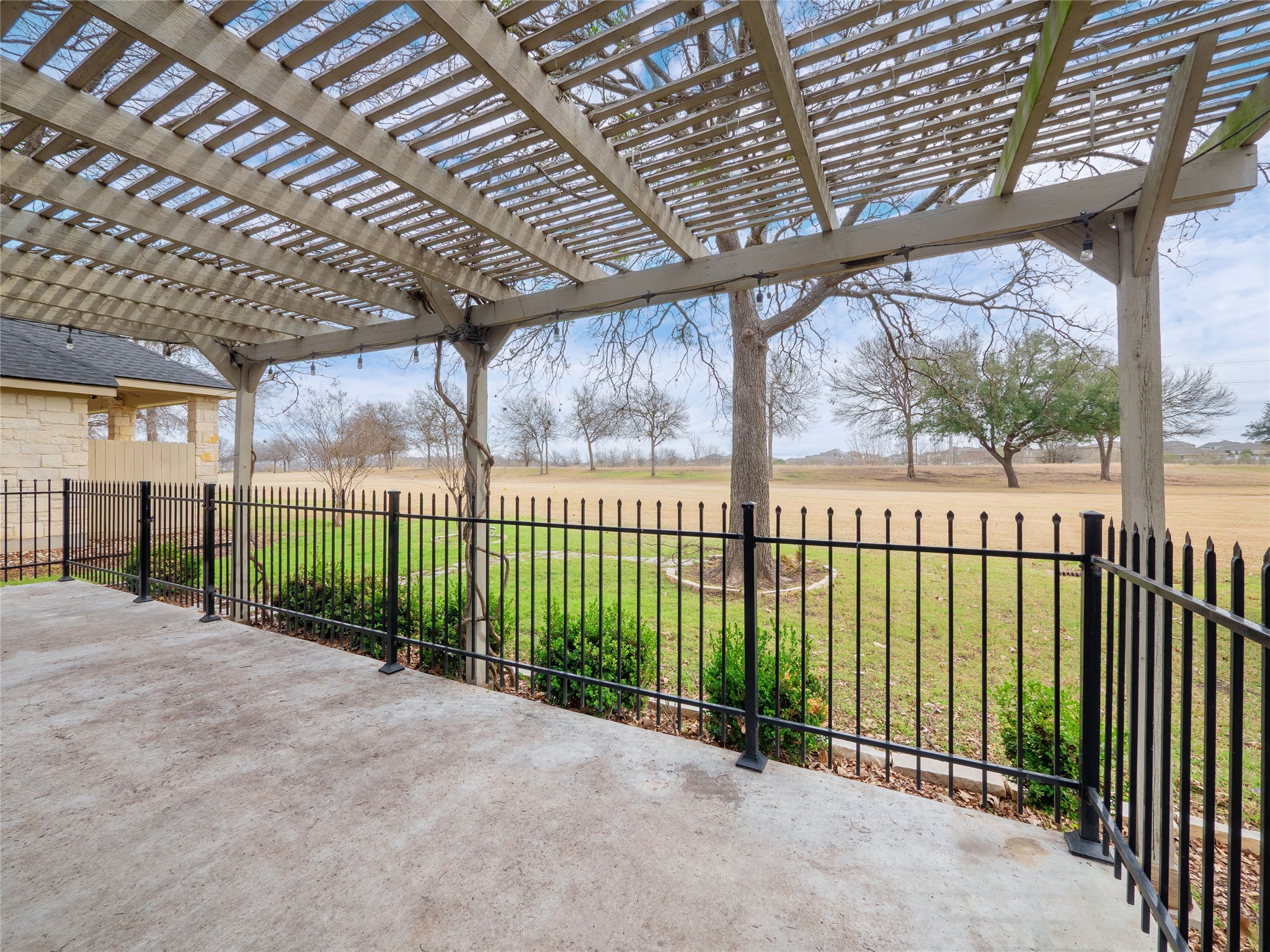 11029 Ballybunion Place Austin, TX 78747 - Photo 33 of 40