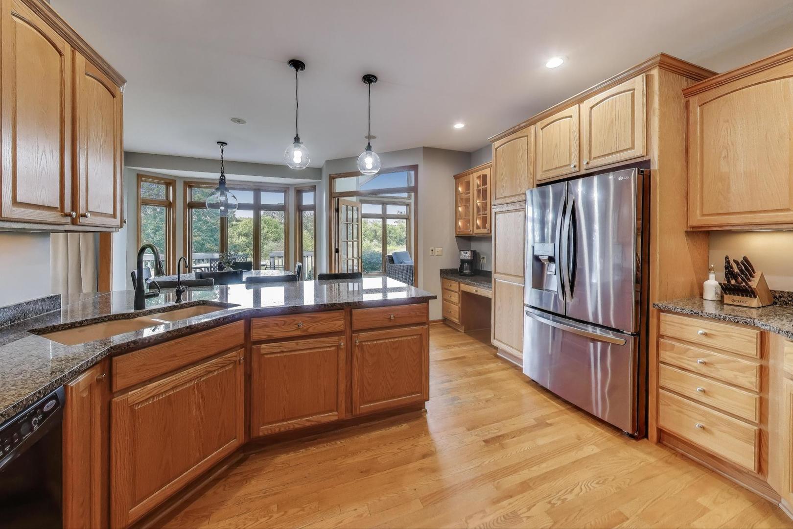 3406 Forest Ridge Drive Spring Grove, IL 60071 - Photo 15 of 59 Gallery Image 15