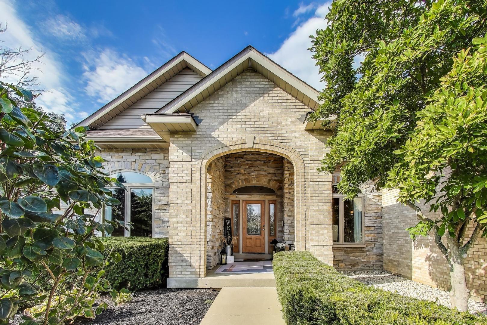 3406 Forest Ridge Drive Spring Grove, IL 60071 - Photo 2 of 59 Gallery Image 2
