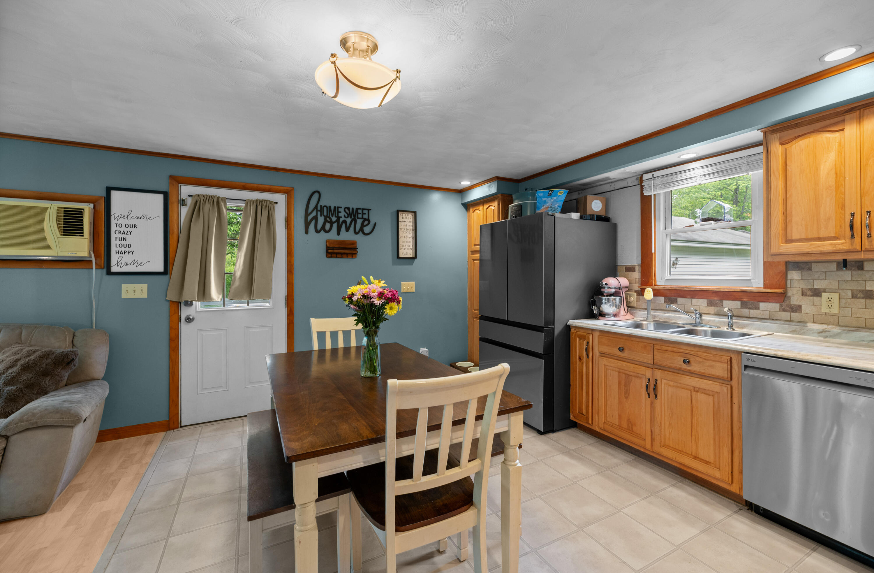 409 Church Hill Road Augusta, ME 04330 - Photo 12 of 37 DSC_8735