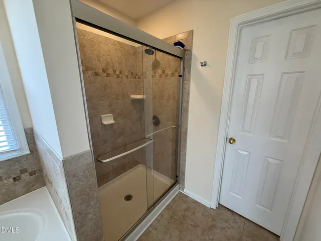 $1,995 | 500 Nottinghill Walk, Apex, NC 27502