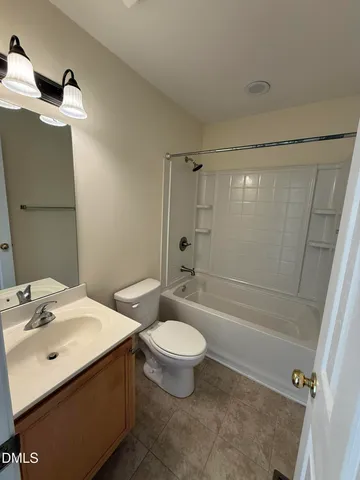 $1,995 | 500 Nottinghill Walk, Apex, NC 27502