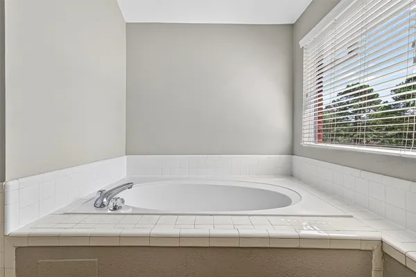 $2,400 | 7411 Pacific Ridge Court, Houston, TX 77095