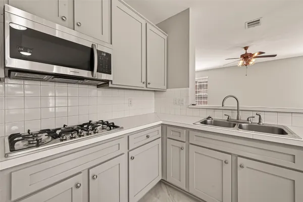 $2,400 | 7411 Pacific Ridge Court, Houston, TX 77095
