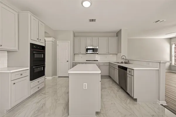 $2,400 | 7411 Pacific Ridge Court, Houston, TX 77095
