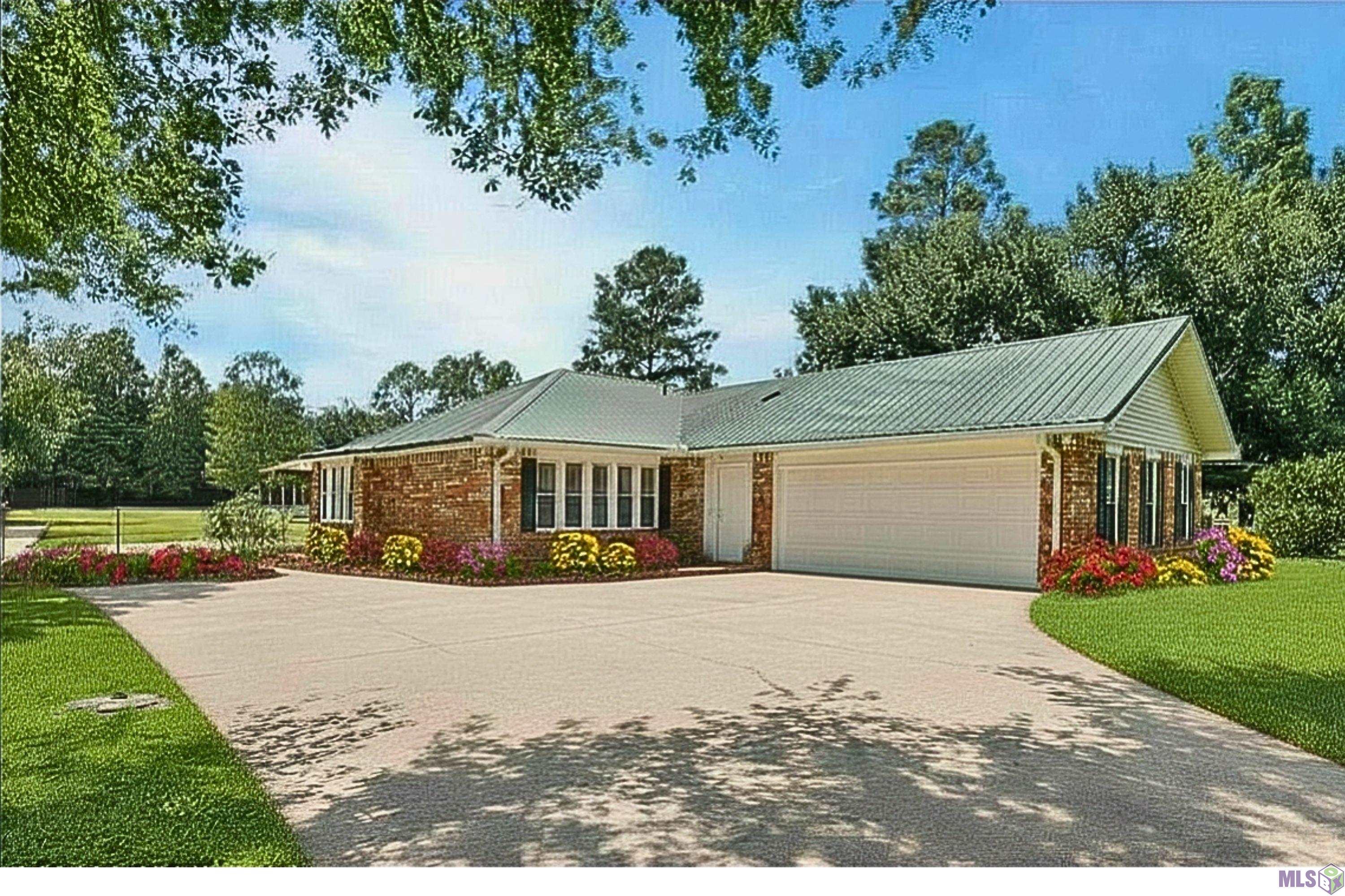 17365 Levern Stafford Road Prairieville, LA 70769 - Photo 2 of 35