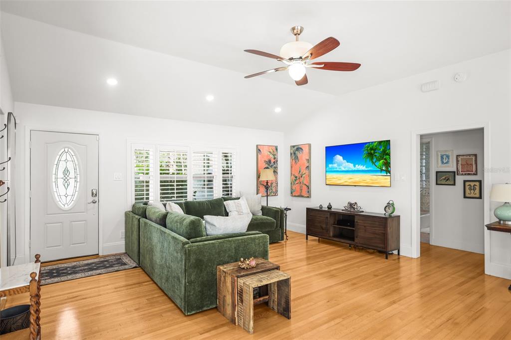1701 Indian Rocks Road Belleair, FL 33756 - Photo 17 of 78 Gallery Image 17