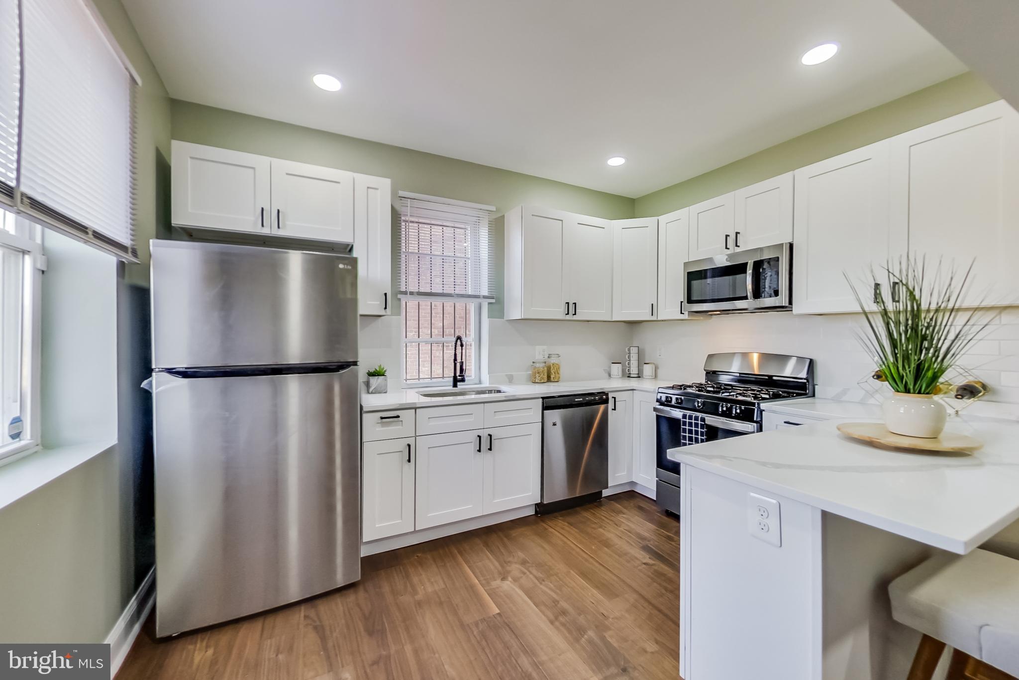 4230 Edson Place Northeast Washington, DC 20019 - Photo 5 of 19