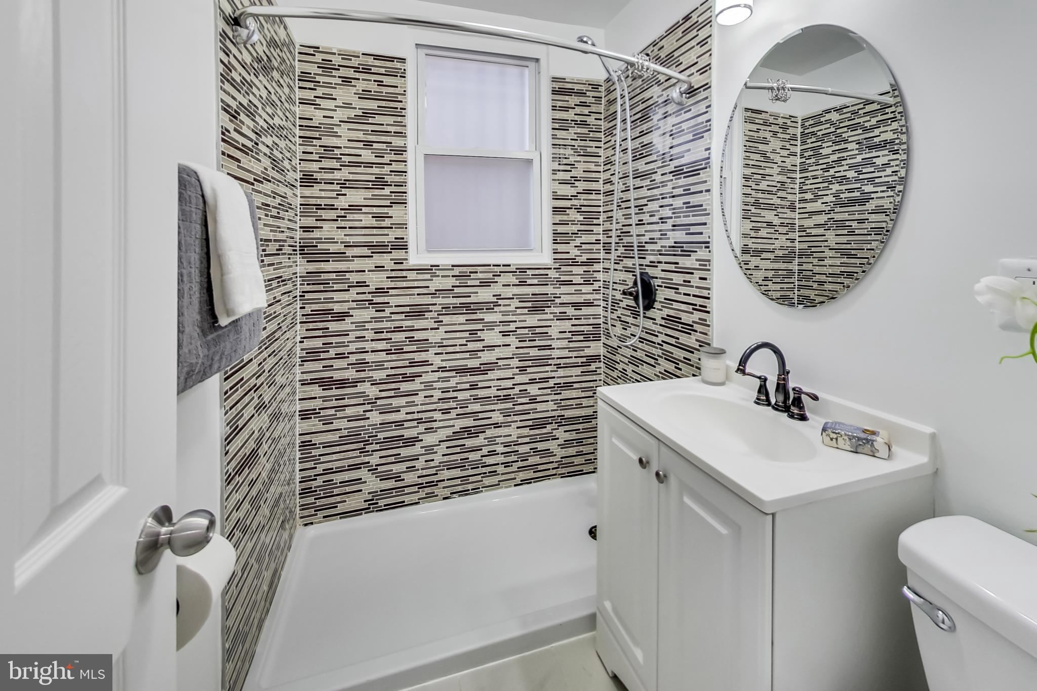 4230 Edson Place Northeast Washington, DC 20019 - Photo 7 of 19