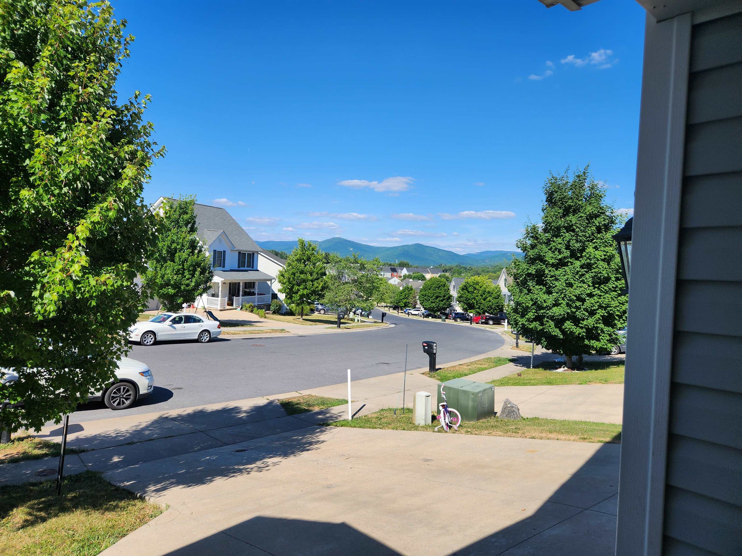 244 Overview Street Waynesboro, VA 22980 - Photo 4 of 42 Gallery Image 4