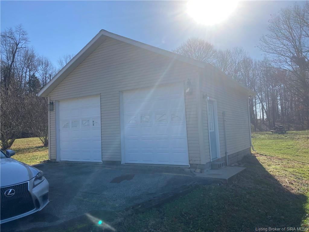 7885 North Breeding Road Dupont, IN 47231 - Photo 37 of 63