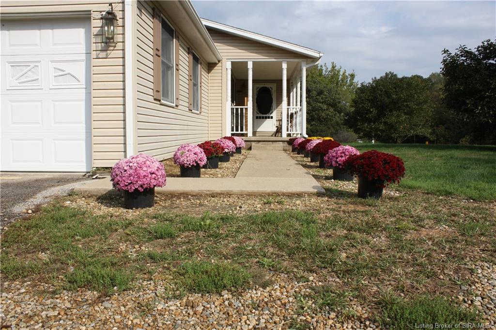 7885 North Breeding Road Dupont, IN 47231 - Photo 7 of 63