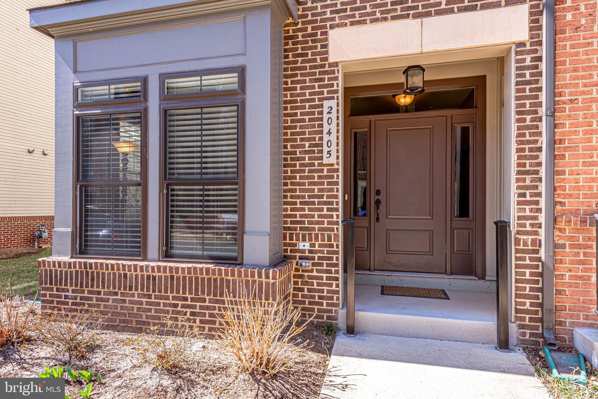 20405 Codman Drive Ashburn, VA 20147 - Photo 2 of 70