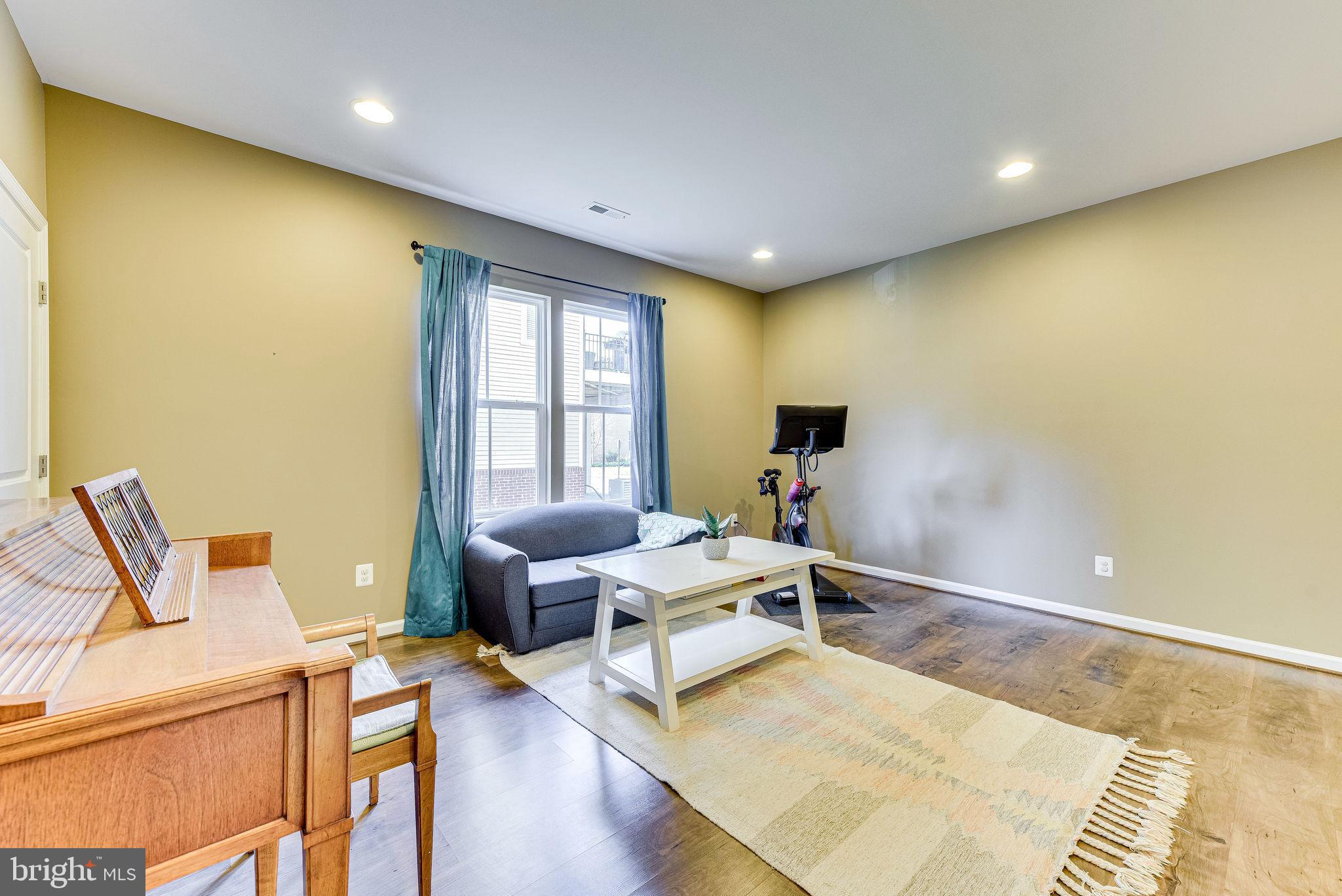 20405 Codman Drive Ashburn, VA 20147 - Photo 12 of 70