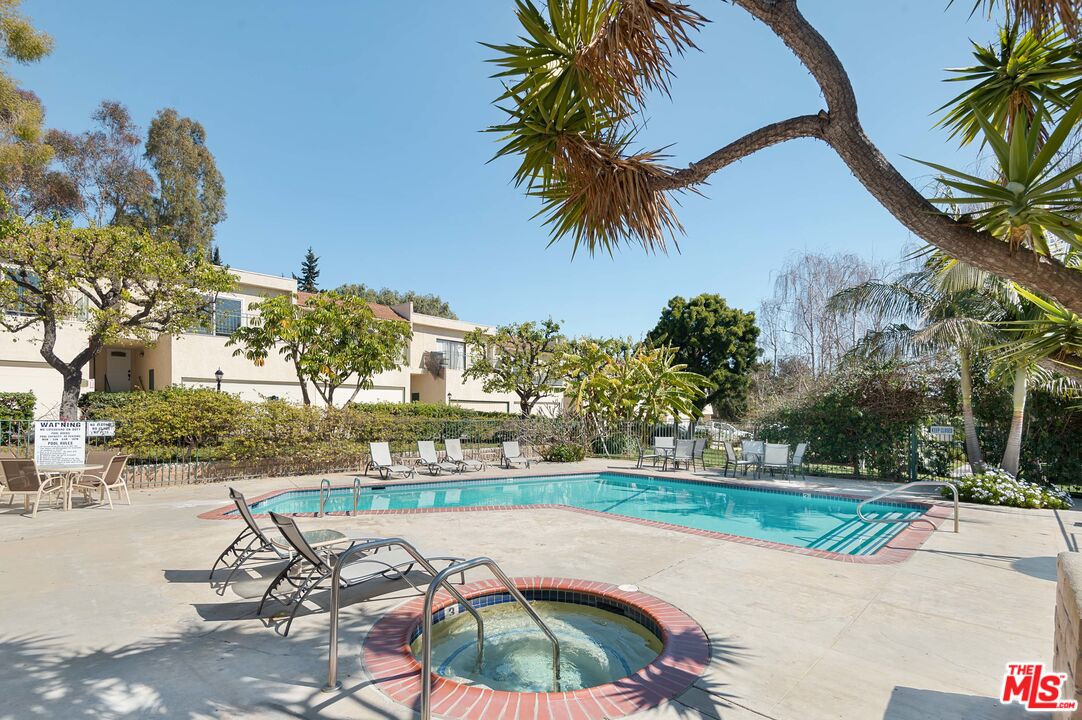 6476 Cavalleri Road Malibu, CA 90265 - Photo 3 of 20