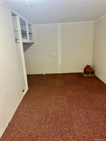 $3,400 | 16 Eileen Avenue, Plainview, NY 11803