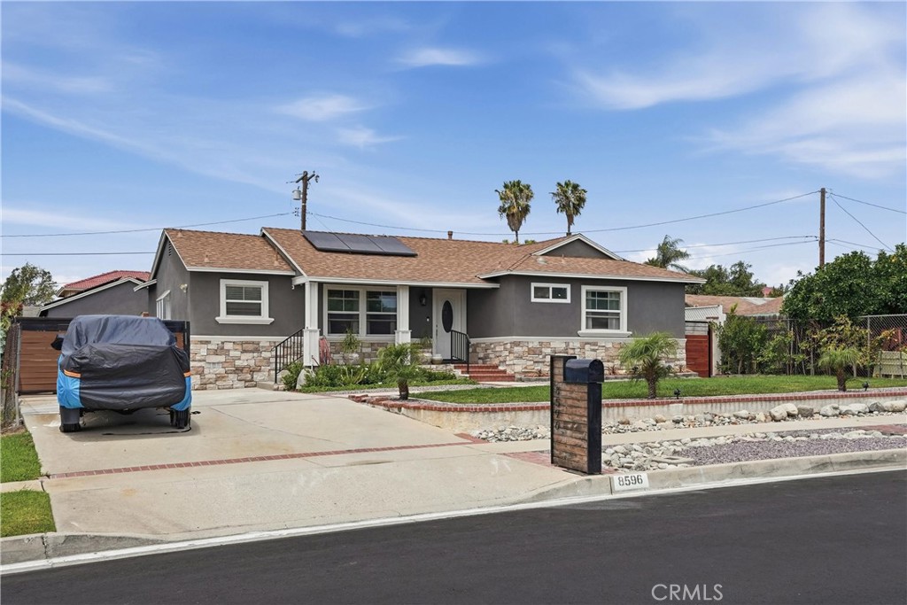 8596 Comet Street Rancho Cucamonga, CA 91730 - Photo 2 of 39