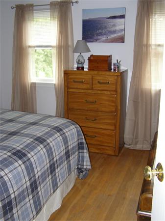 23 Black Pond Road Mansfield, MA 02048 - Photo 16 of 27 Gallery Image 16