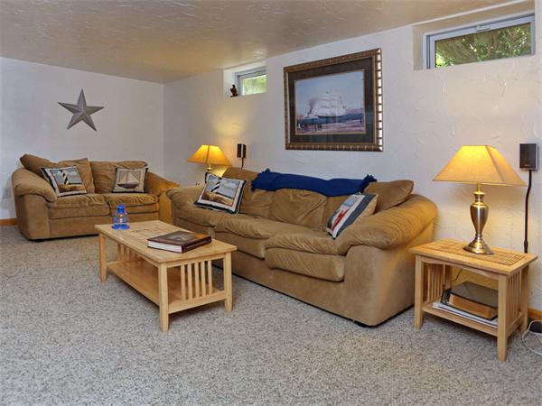 23 Black Pond Road Mansfield, MA 02048 - Photo 18 of 27 Gallery Image 18