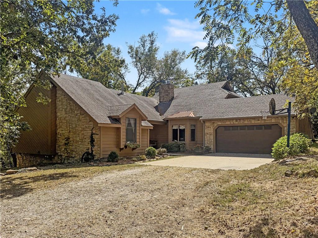 643 North 750 Road Lawrence, KS 66047 - Photo 1 of 61 Gallery Image 1