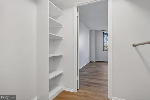 $215,000 | 5225 Pooks Hill Road, Unit 422N, Bethesda, MD 20814