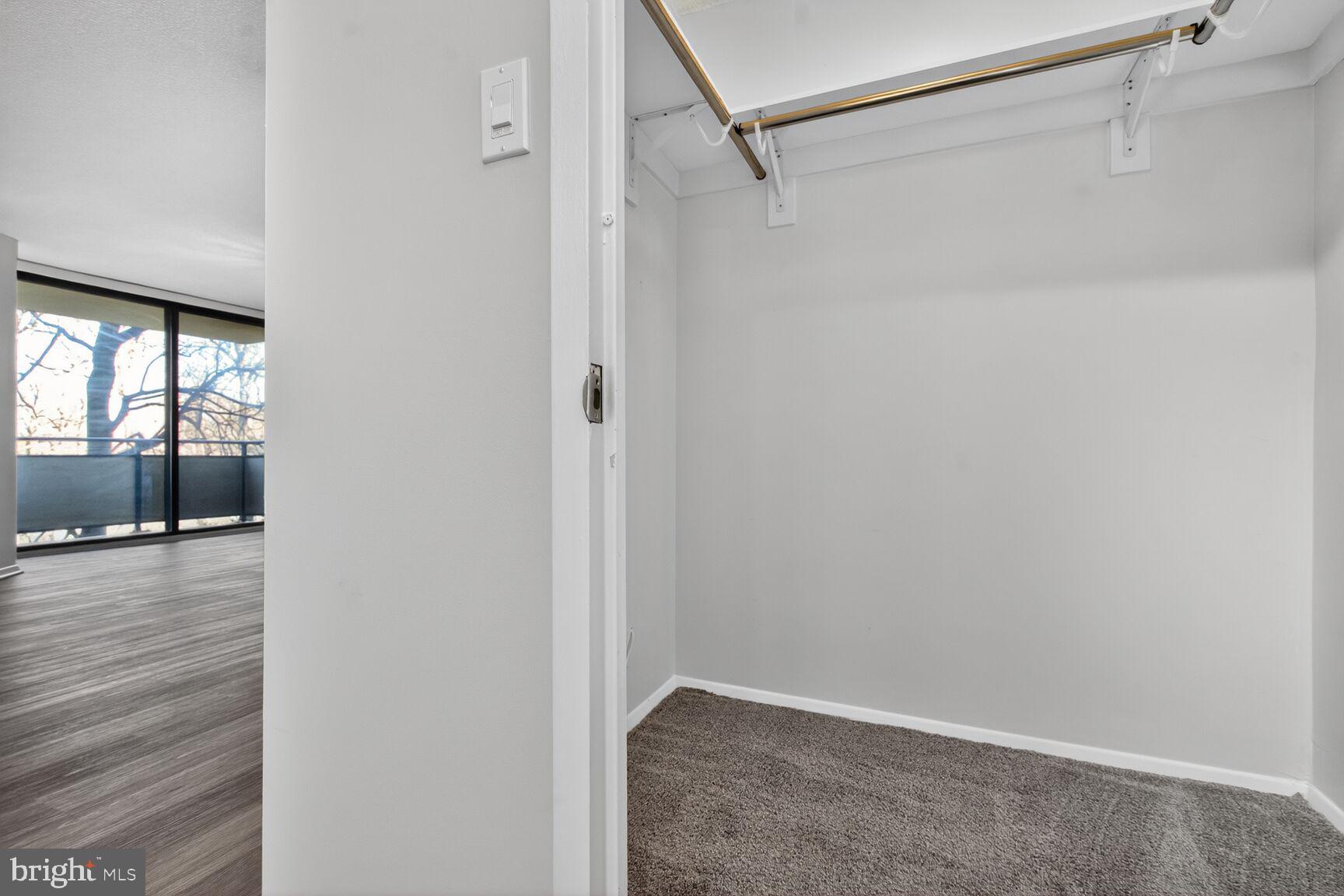 5225 Pooks Hill Road, Unit 422N Bethesda, MD 20814 - Photo 14 of 67 Walk in coat closet/storage