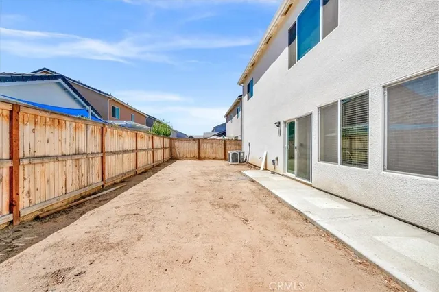 $595,000 | 960 Everglade Avenue, Clovis, CA 93619