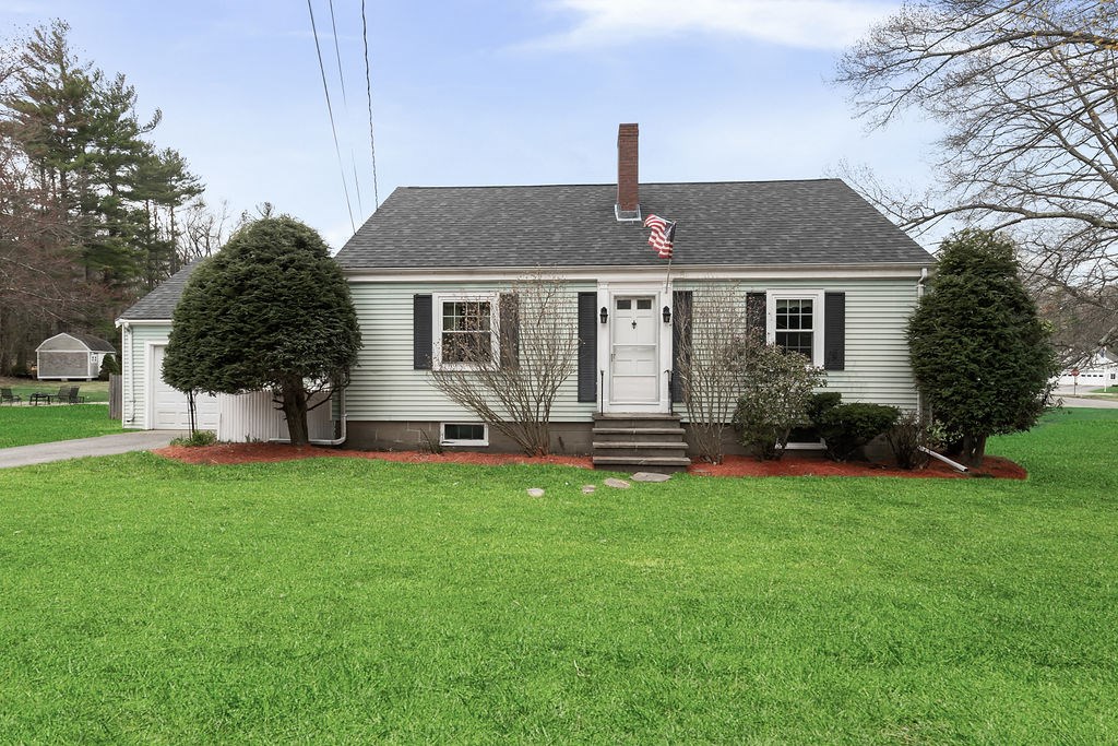 22 Hale Spring Road Plaistow, NH 03865 - Photo 1 of 20 Gallery Image 1