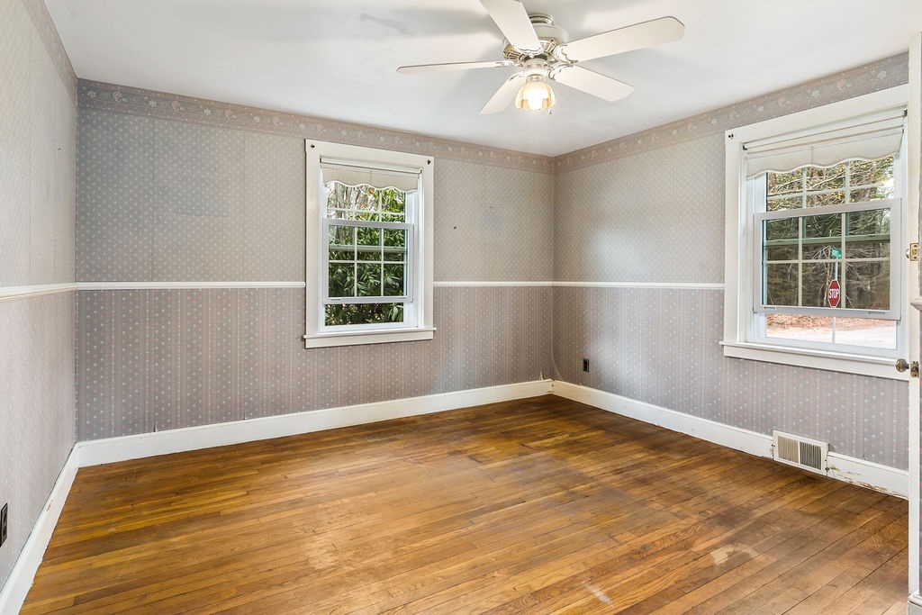 22 Hale Spring Road Plaistow, NH 03865 - Photo 12 of 20 Gallery Image 12