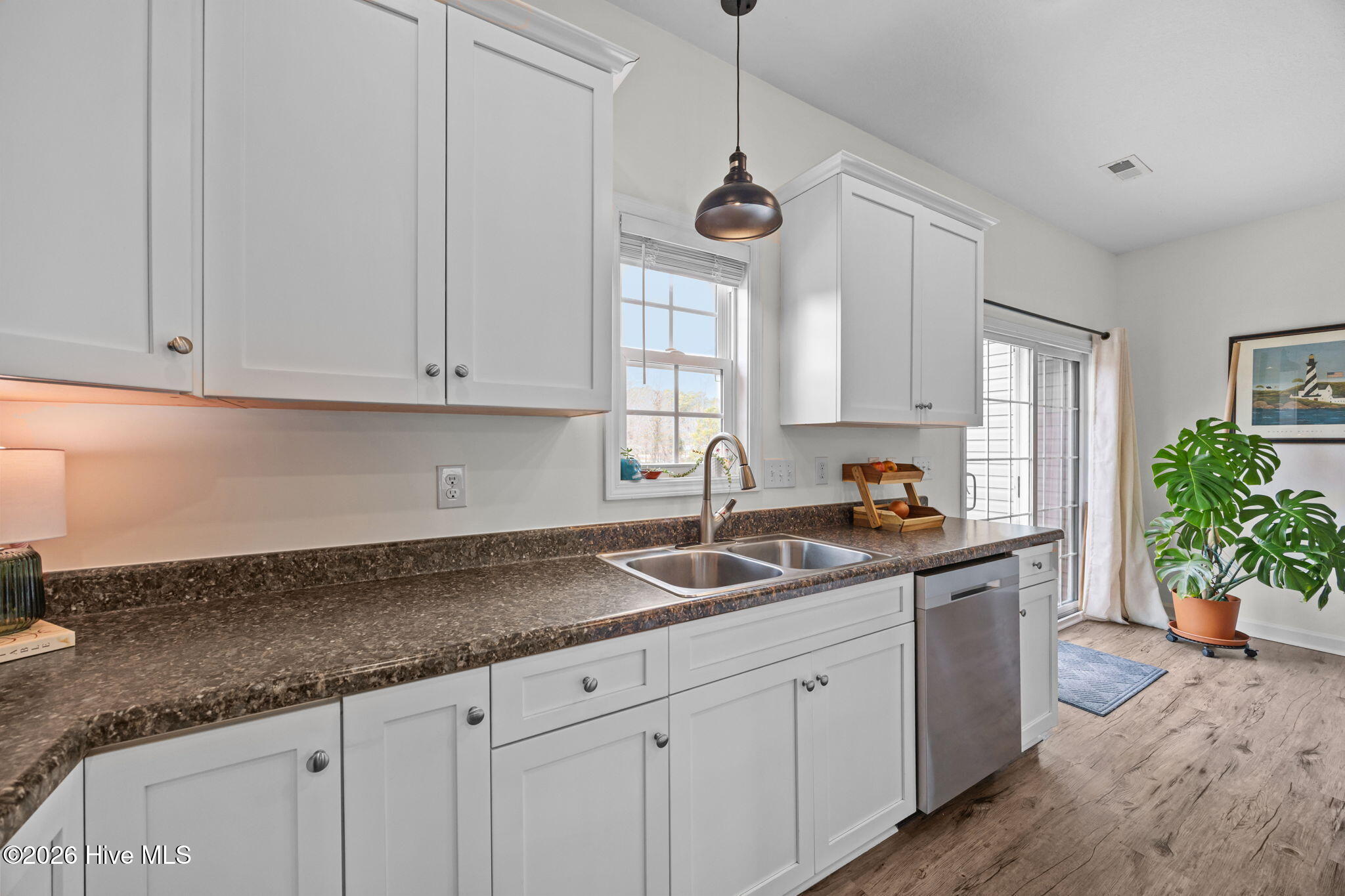 836 Queens Creek Road Hubert, NC 28539 - Photo 7 of 51 7-web-or-mls-836 Queen's Creek Dr. 10